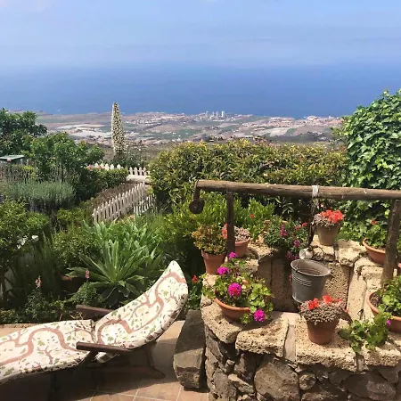 別荘 House With One Bedroom In Adeje With Wonderful Sea View Furnished Terrace And Wifi 10 Km From The Beach *