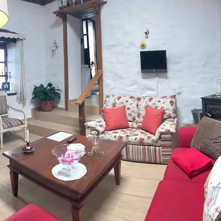 別荘 House With One Bedroom In Adeje With Wonderful Sea View Furnished Terrace And Wifi 10 Km From The Beach アデヘ